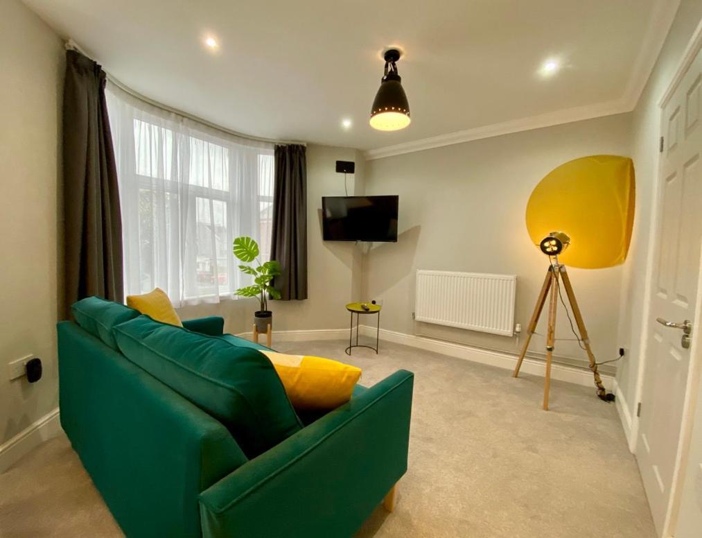 Stylish Modern Apartments Near Parks & Centre Cardiff Ngoại thất bức ảnh