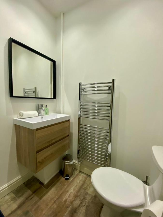 Stylish Modern Apartments Near Parks & Centre Cardiff Ngoại thất bức ảnh