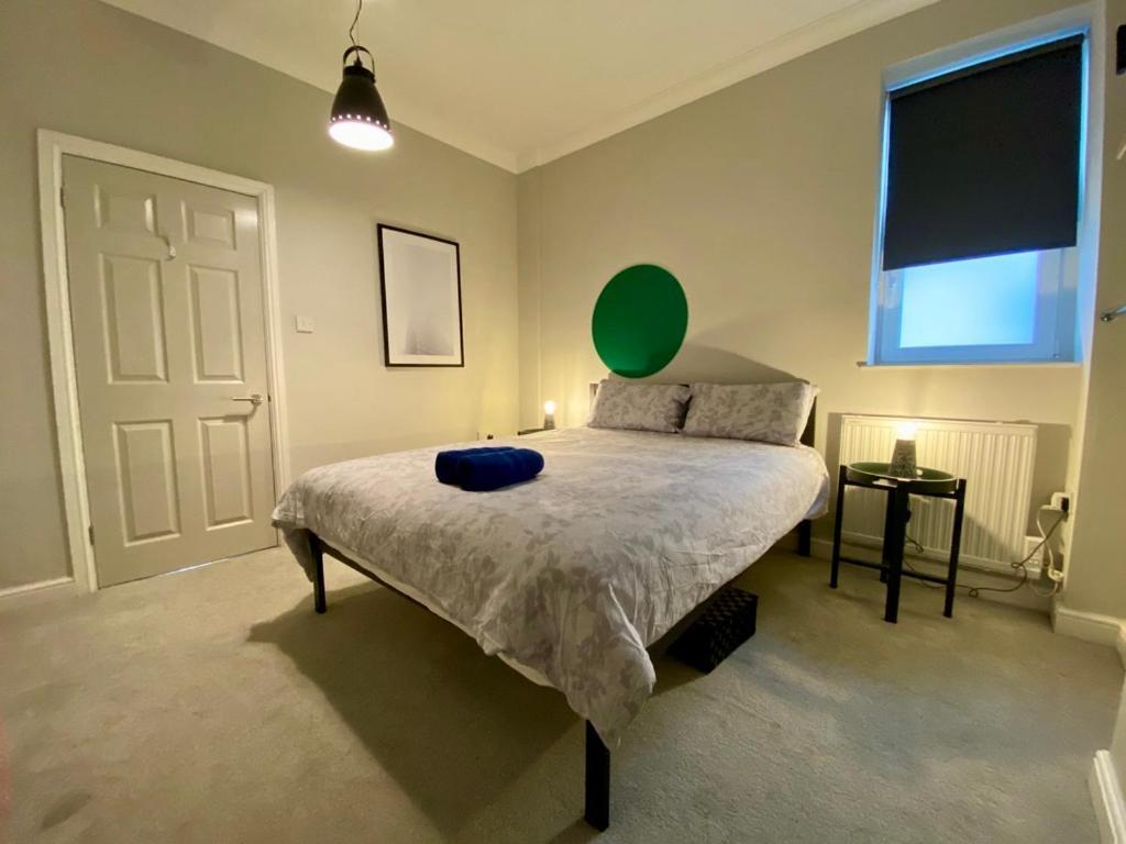 Stylish Modern Apartments Near Parks & Centre Cardiff Ngoại thất bức ảnh